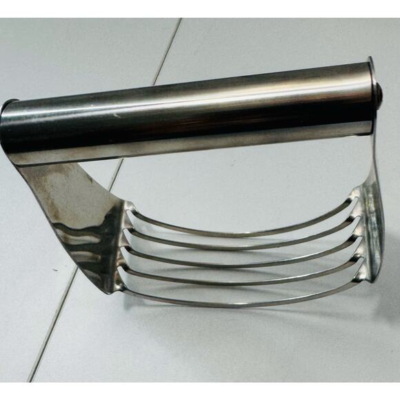 Pampered Chef 1680 Pastry Blender Cutter Retired Pie Crust Vintage w/ box - Picture 5 of 6